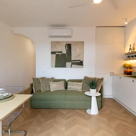 Casa Korvin Sea View - Imperial Park